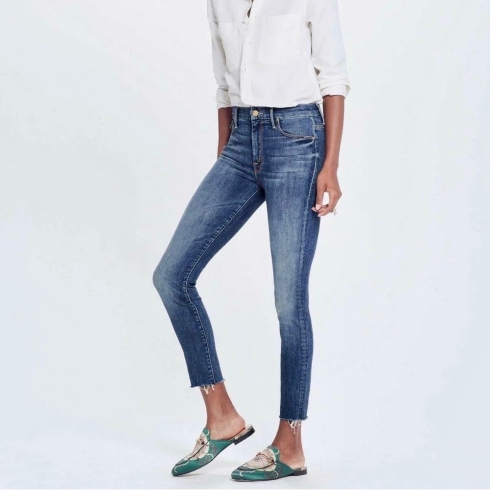 Mother High Waisted Looker Jeans Ankle Fray Not Rough Enough Womenโs Size 25